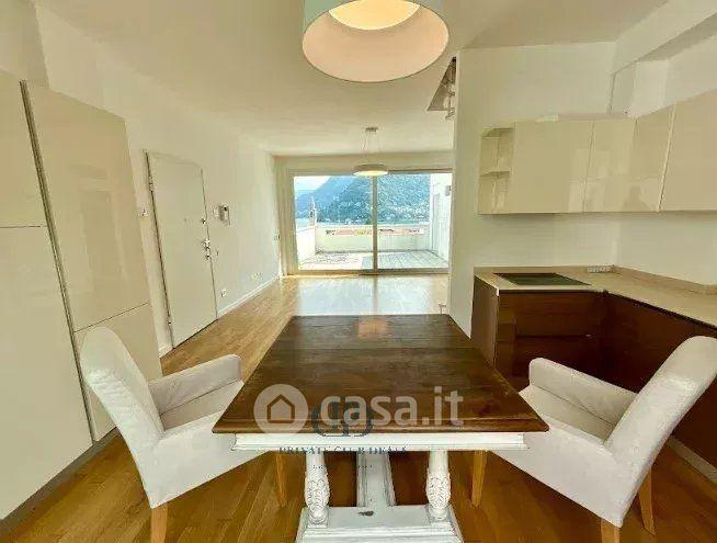 Appartamento in Via Giovio — foto 23 di 29