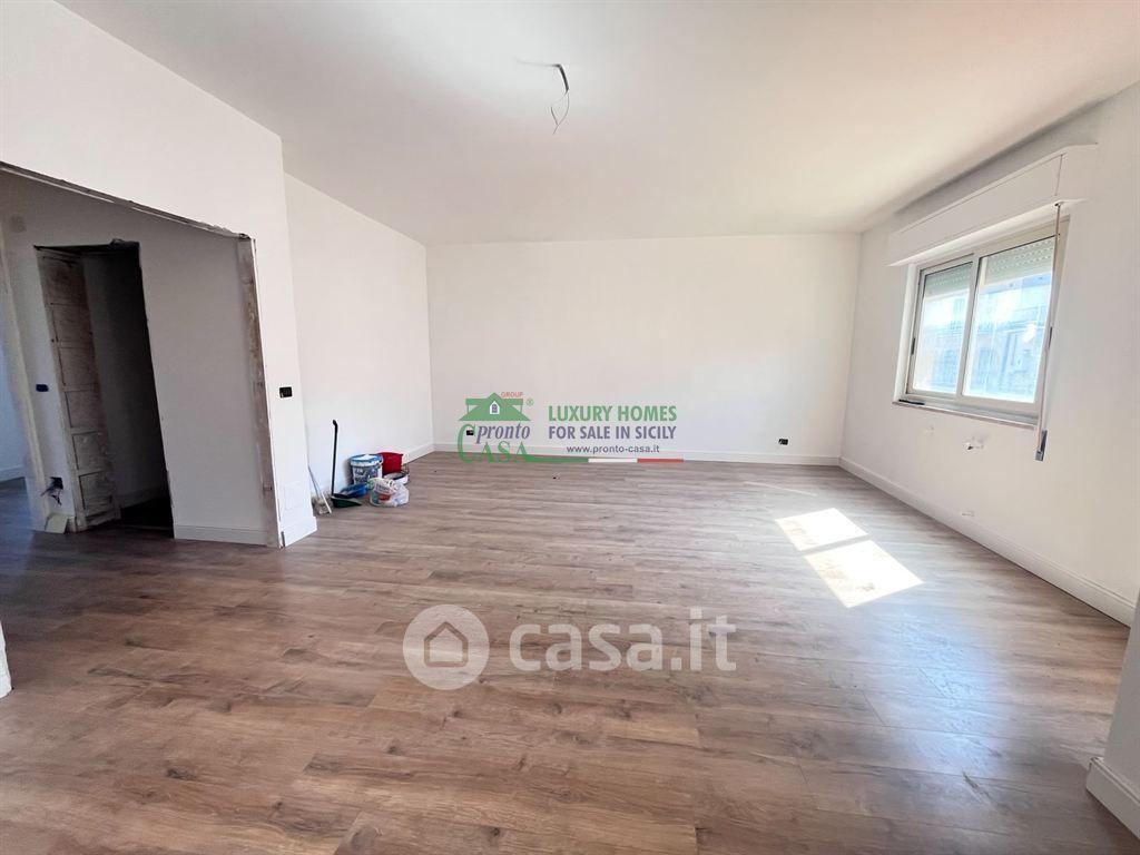 Appartamento in Viale della Resistenza