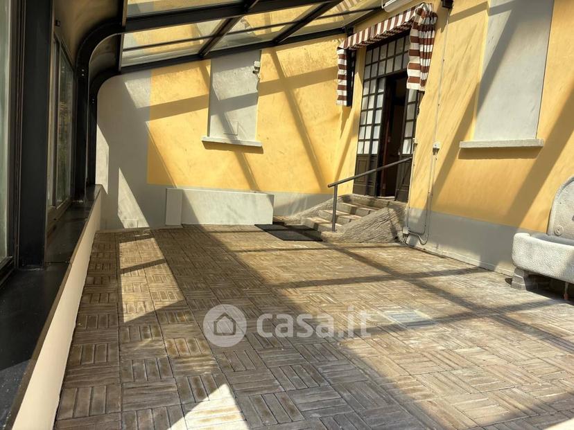 Villa in Via Vittorio Alfieri 2 — foto 23 di 78