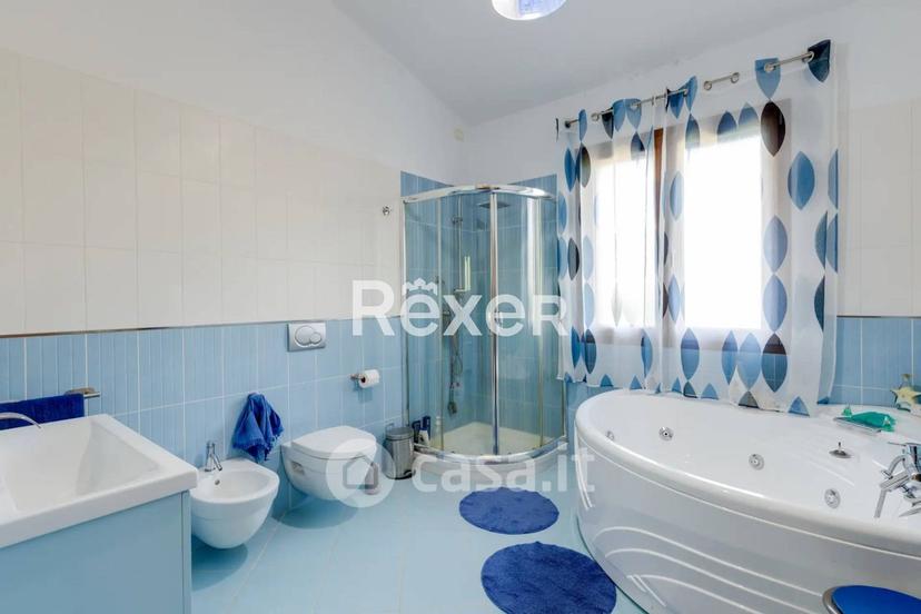 Villa in Sp13 — foto 32 di 33