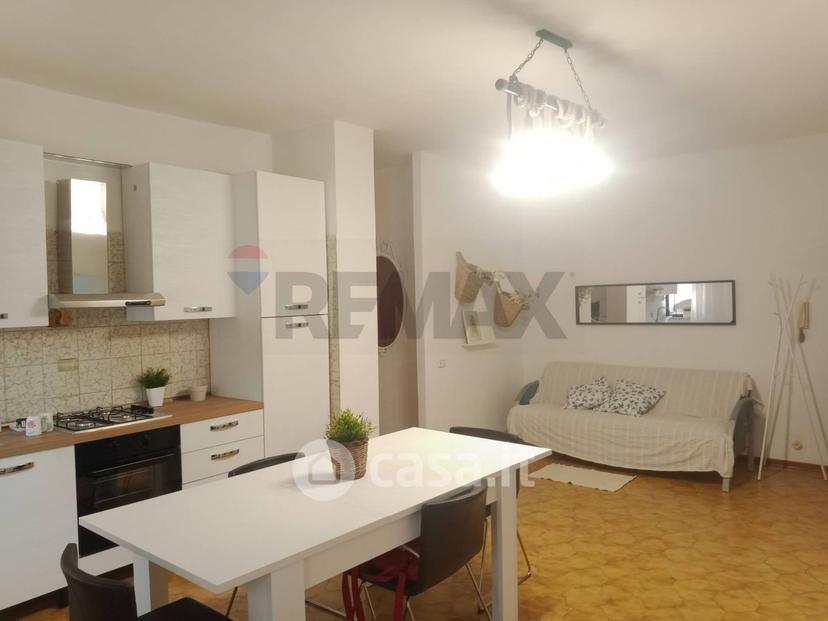 Trilocale in Via dei Malavoglia 20 — foto 2 di 40