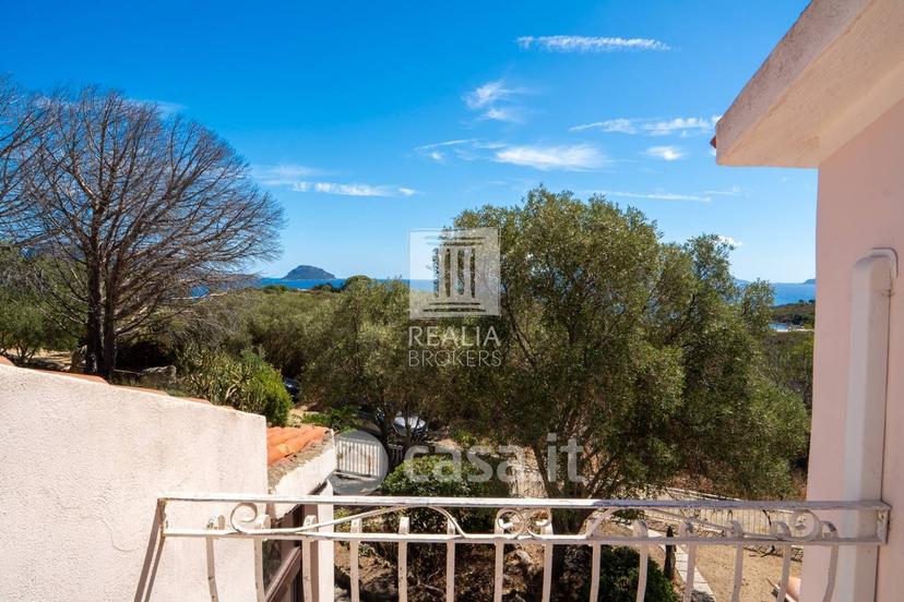Villa in Via Tirreno 4 — foto 32 di 39