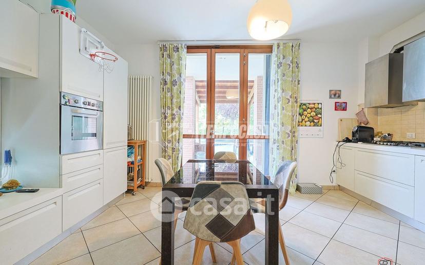 Appartamento in Via Colunga — foto 2 di 44
