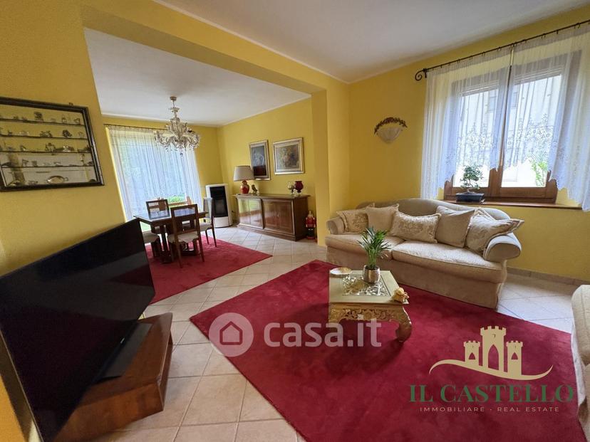 Villa in Via Garibaldi — foto 7 di 42