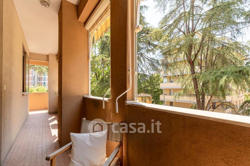 Appartamento in Via Pompeo Vizzani — foto 2 di 40