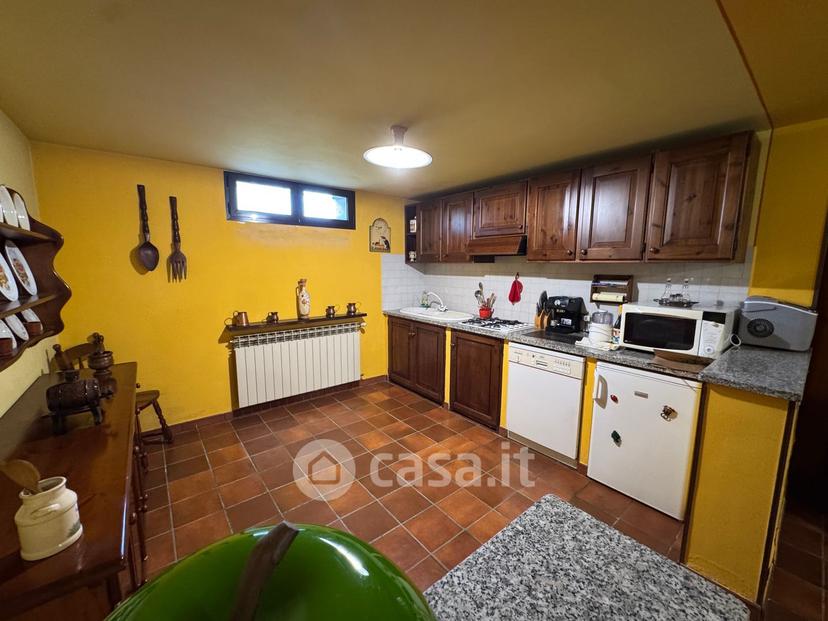 Villa in Via Vecchia di Pozzolo — foto 25 di 36