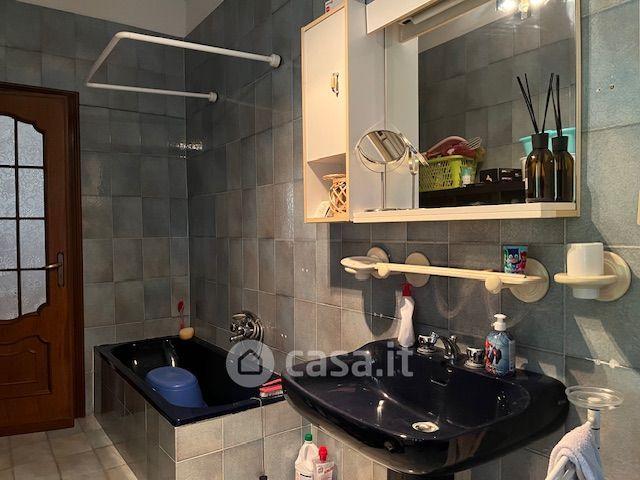 Quadrilocale in Via Isolabella — foto 10 di 30