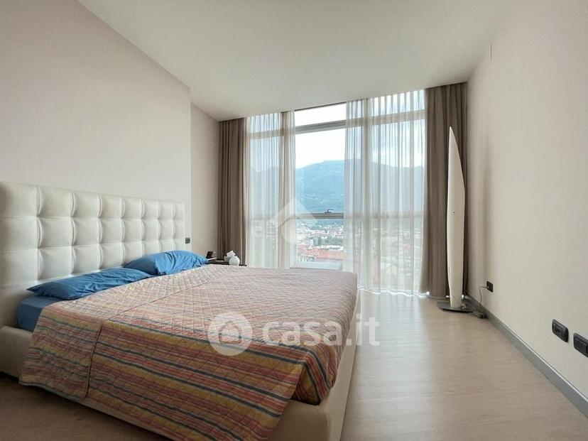 Trilocale in Largo Caleotto 31 — foto 2 di 16