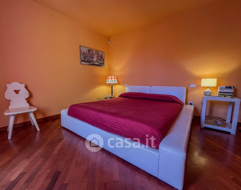 Villa in Via Goito — foto 18 di 42