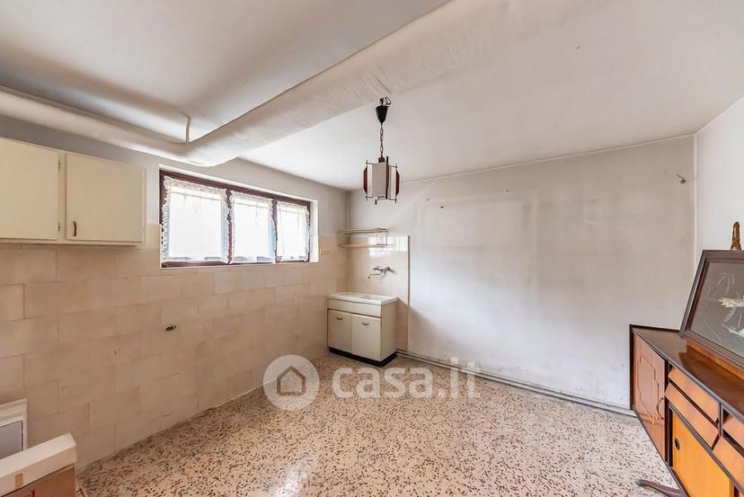 Villa in Via Monte Nevoso 10 — foto 38 di 49