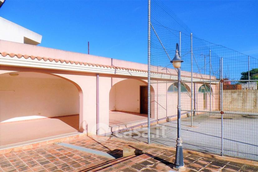 Villa in Via Gorizia 1 — foto 20 di 34