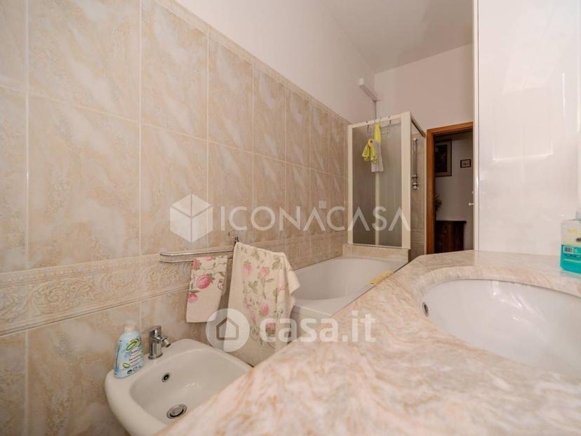 Trilocale in Via della Resistenza 2 — foto 52 di 86