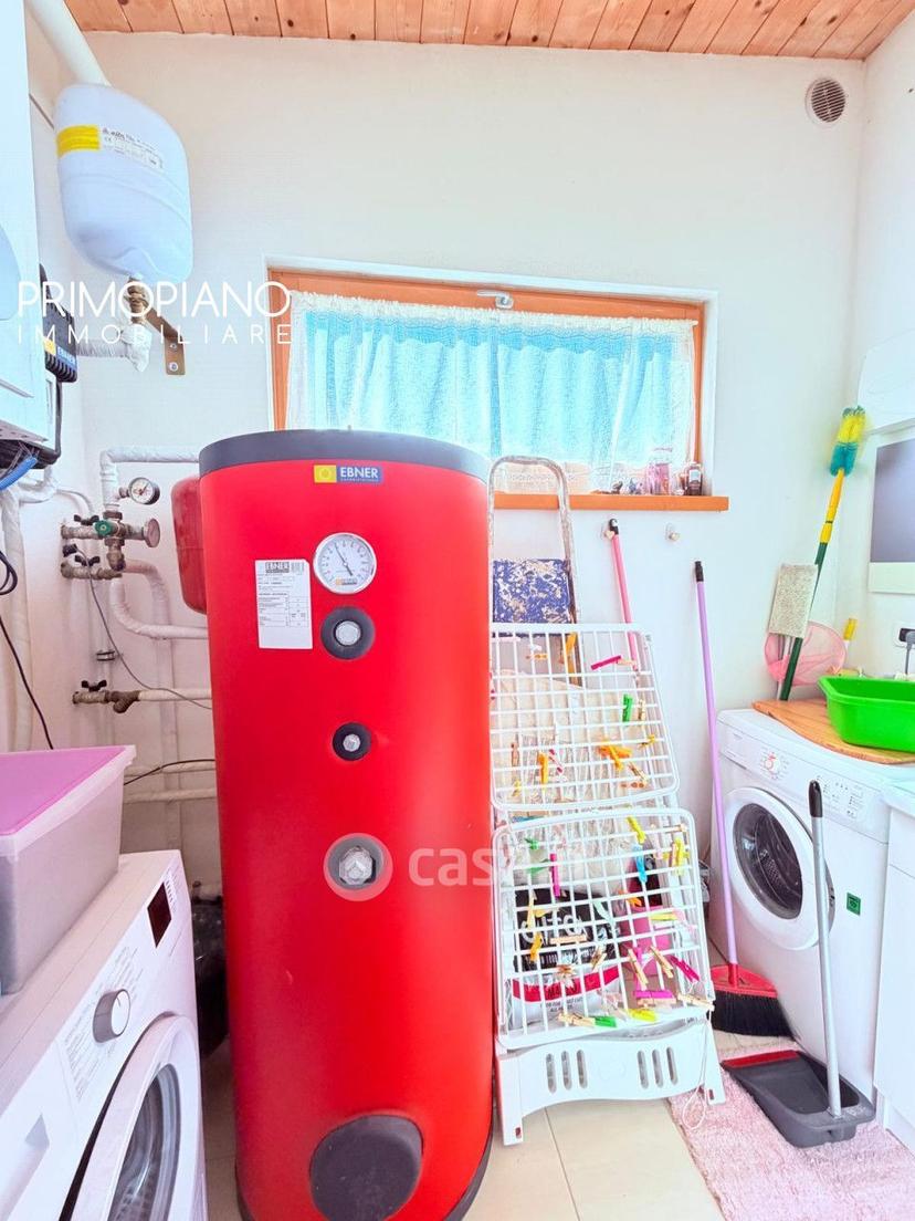 Villa in Frazione Frisanchi — foto 11 di 39