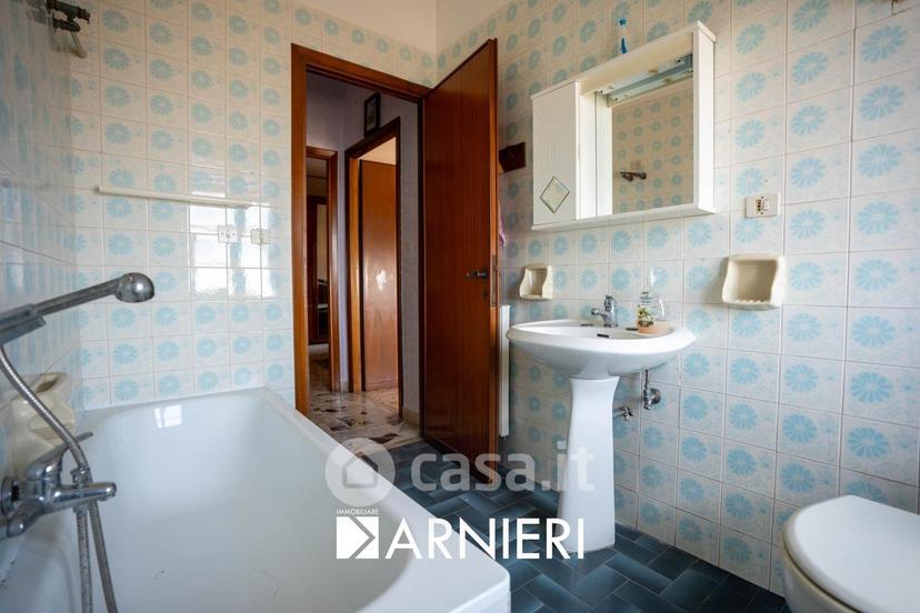 Quadrilocale in Via Villa Petrara 191 — foto 39 di 42