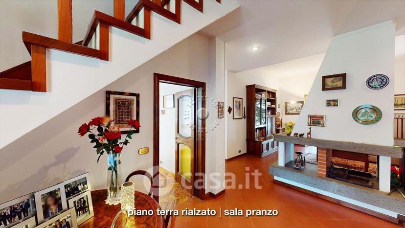 Villa in Via Arno 10 — foto 55 di 64