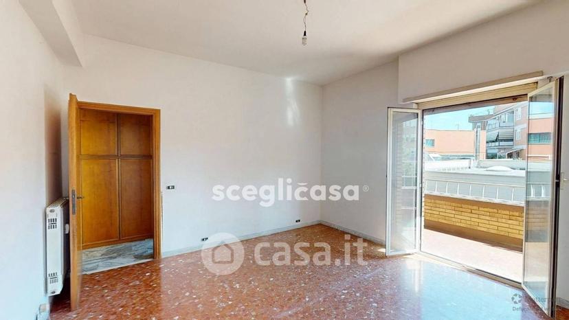 Quadrilocale in Via della Casetta Mattei 167 — foto 24 di 37