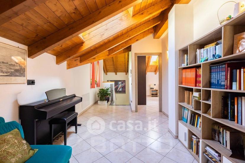 Villa in Via dei Boschi 12 — foto 37 di 37