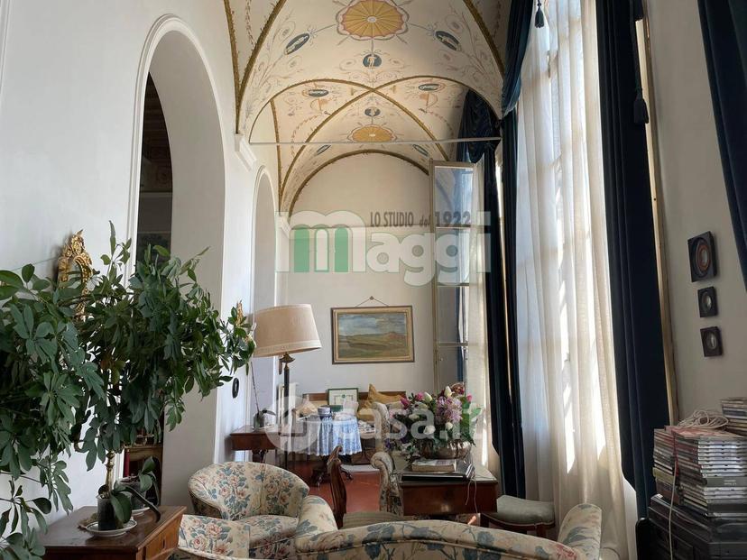 Villa in Strada di Scacciapensieri — foto 33 di 35