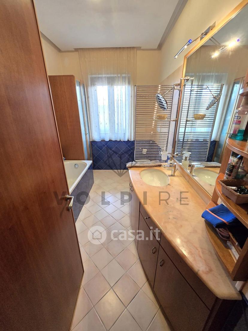 Quadrilocale in Via San Michele Arcangelo 10 — foto 48 di 48