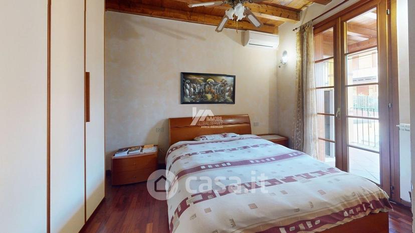 Villa in Via dei Ronchi 14 — foto 8 di 36