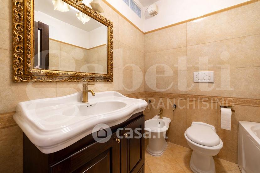 Trilocale in Viale Monte Penice 10 — foto 2 di 26