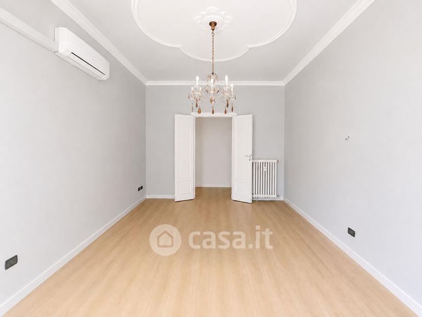 Bilocale in Viale Regina Giovanna 38 — foto 13 di 23