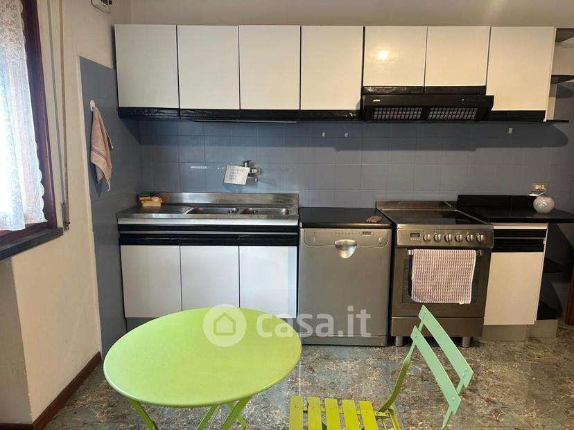 Quadrilocale in Piazza A. Toscanini 50053 — foto 32 di 36