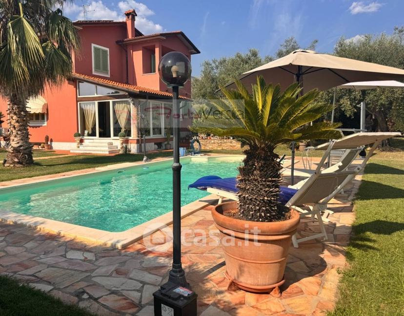 Villa in Via Alpi Apuane — foto 44 di 44