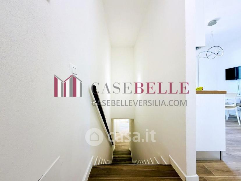 Trilocale in Via Umberto Giordano 55041 — foto 12 di 33