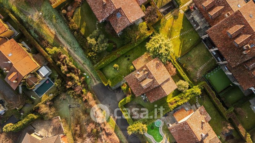 Villa in Via Grigioni 44 — foto 3 di 28