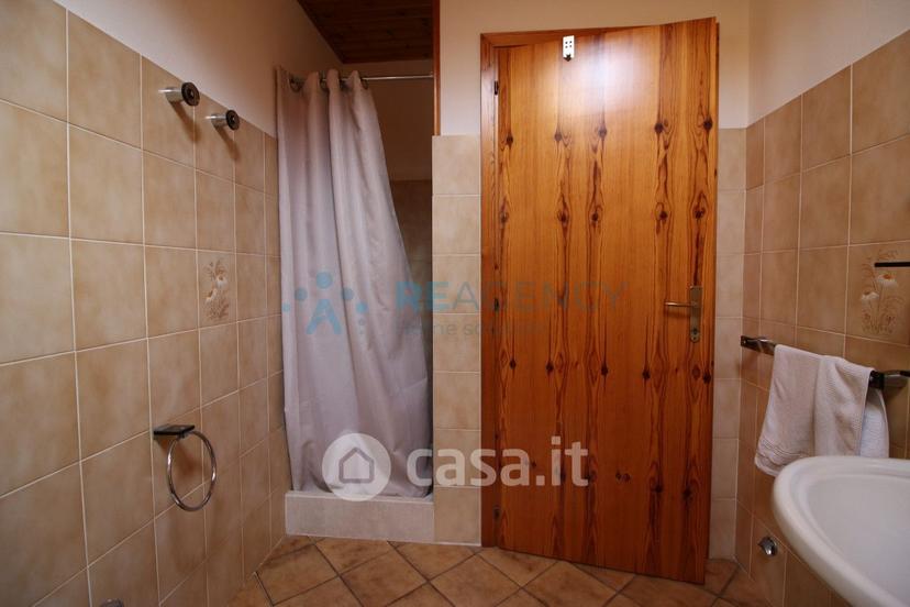 Quadrilocale in Viale dei Finanzieri 16 — foto 8 di 28