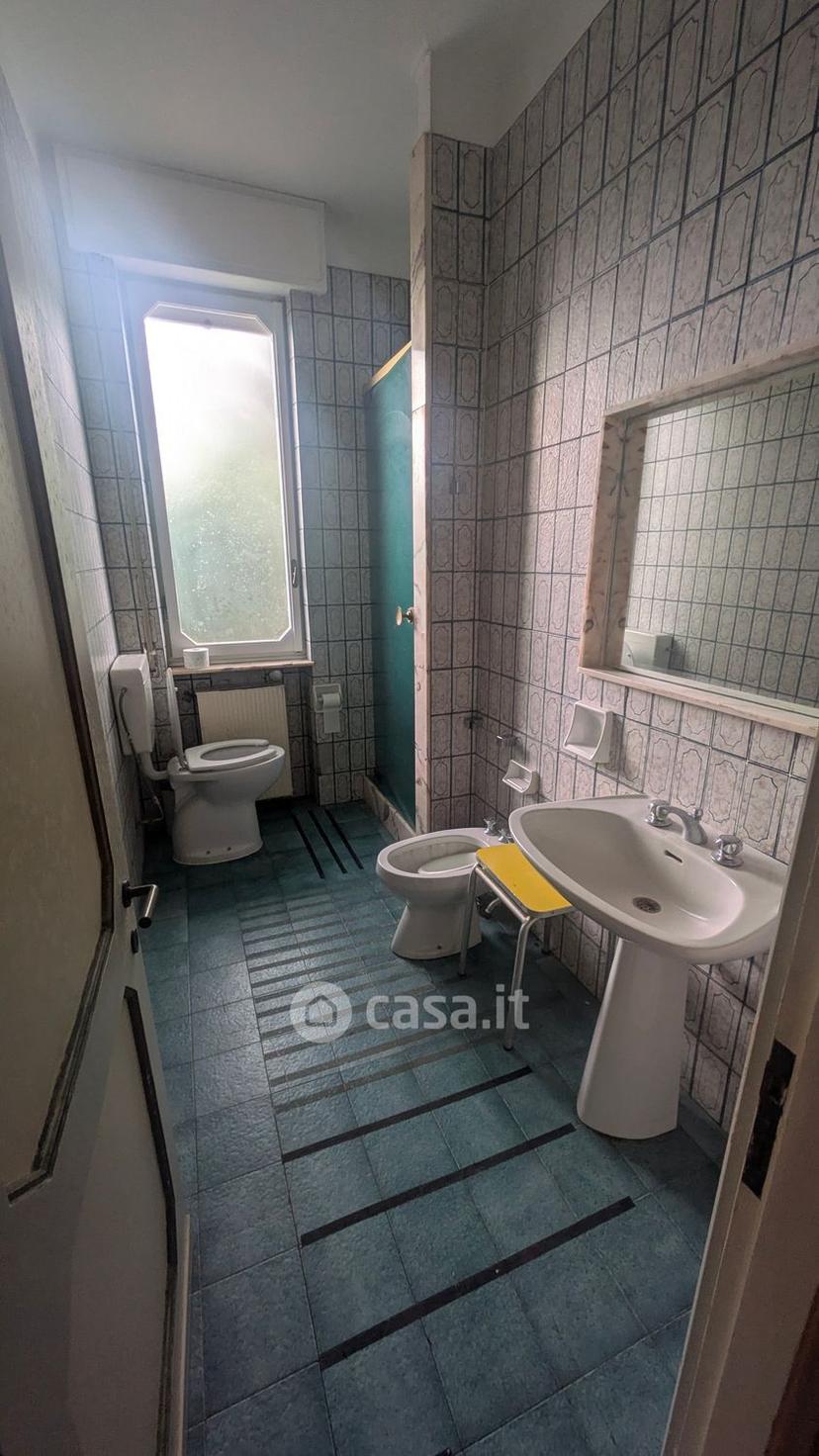 Villa in Via Fanny Roncati Carli — foto 4 di 26