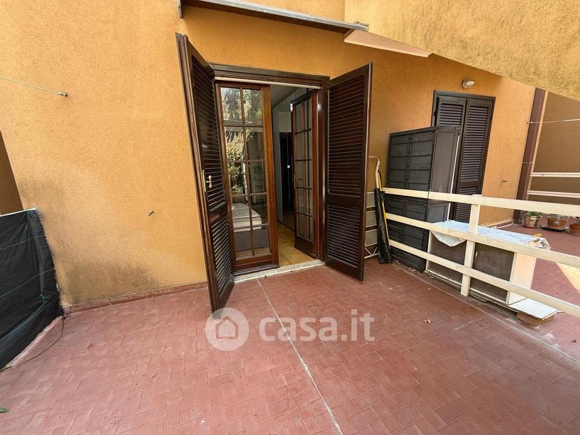 Bilocale in Via dei Pini — foto 28 di 35