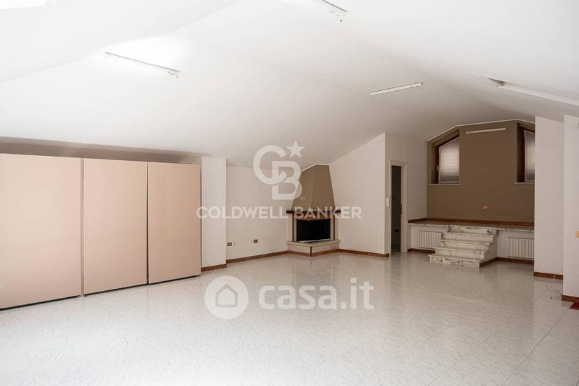 Villa in Via IV Novembre 22 — foto 56 di 81