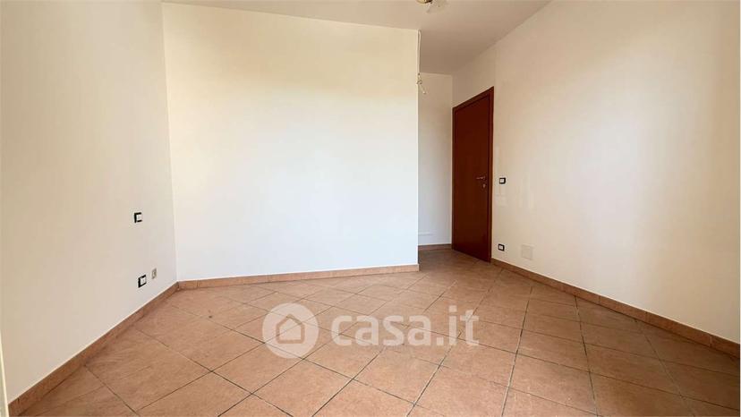 Bilocale in Via al Piemonte — foto 22 di 35