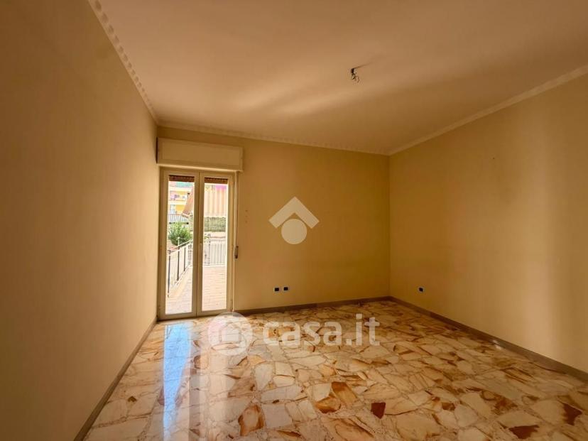Trilocale in Via Napoli 255 — foto 16 di 21