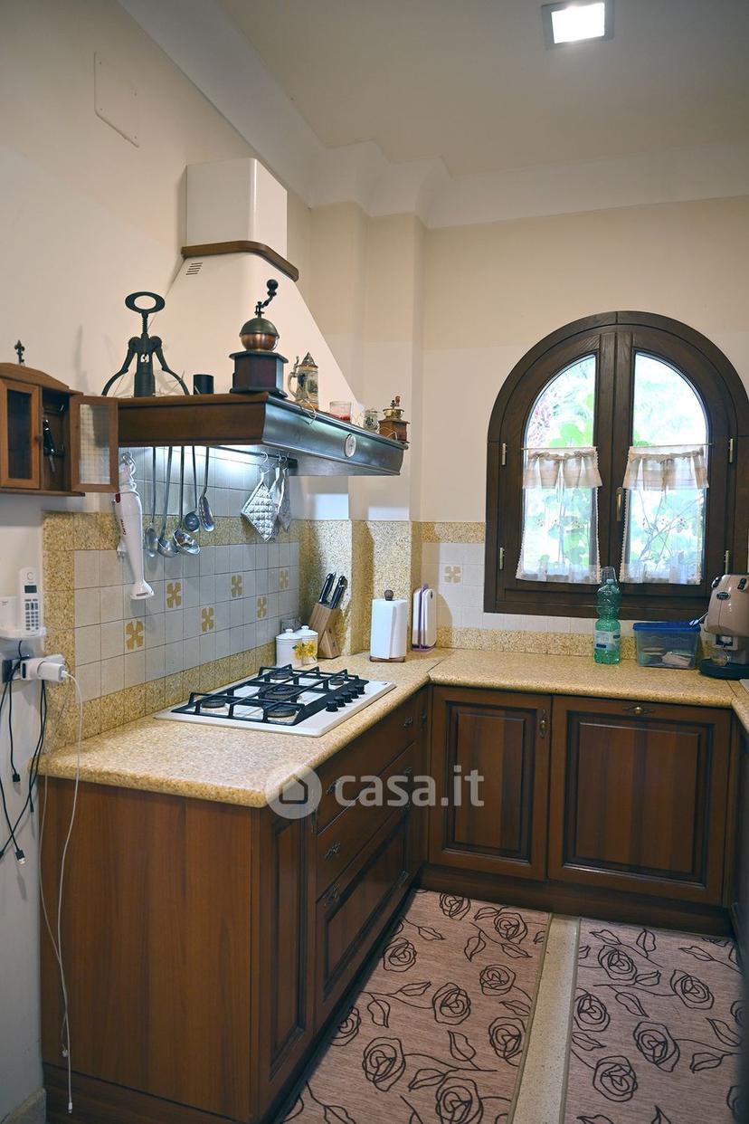 Villa in Via Giulio Cesare 62 — foto 17 di 105