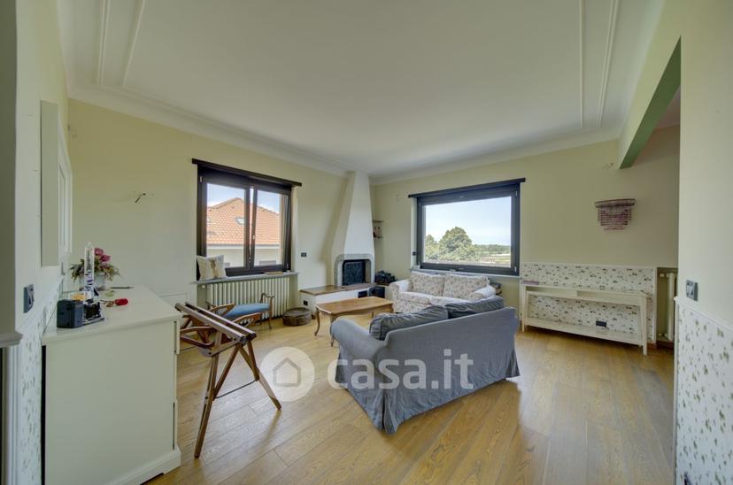 Villa in Via Casale 320 — foto 5 di 51