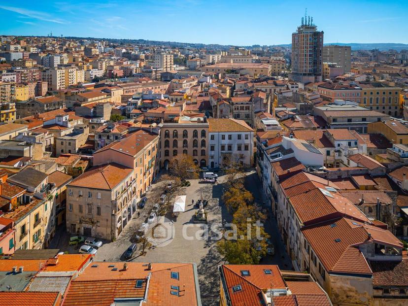 Appartamento in Piazza Tola 41 — foto 8 di 109