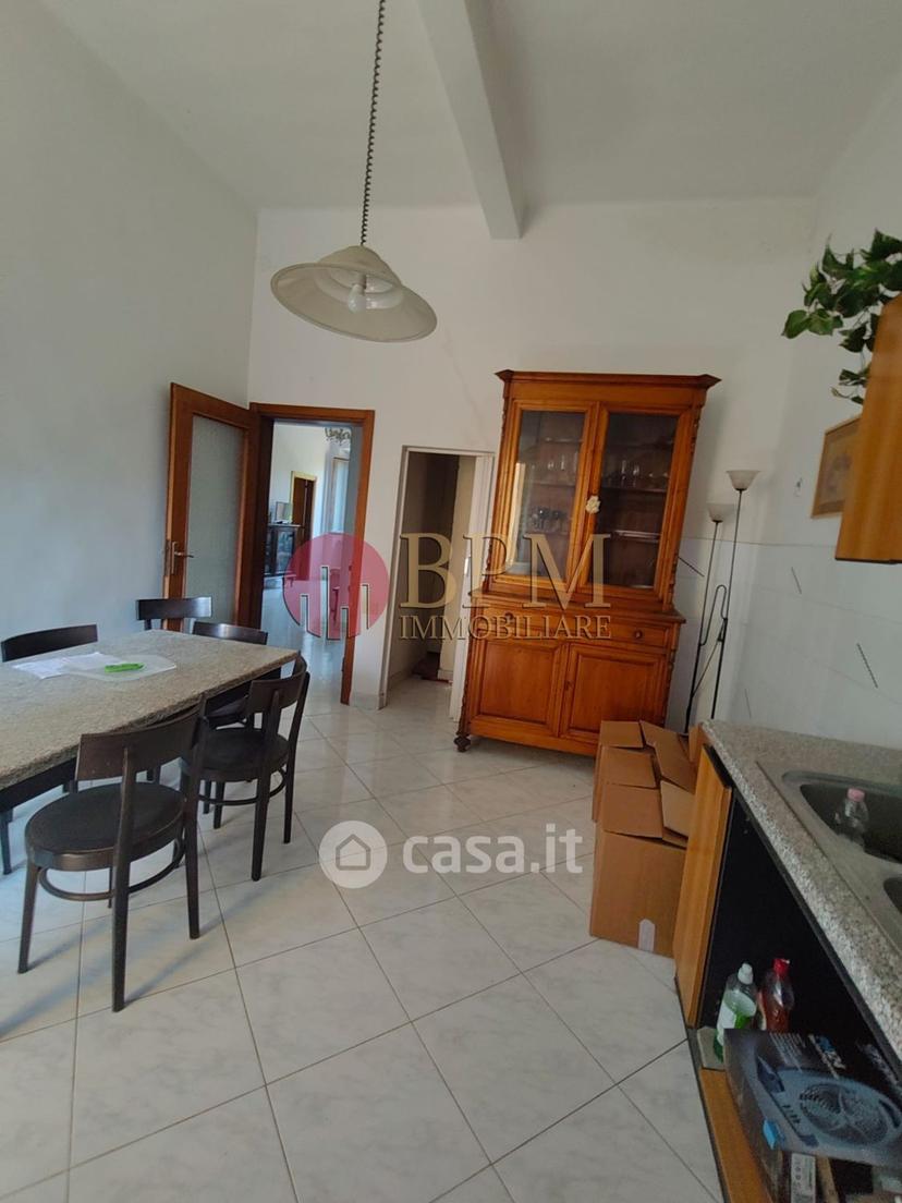 Quadrilocale in Piazza della Vittoria 30 — foto 18 di 38