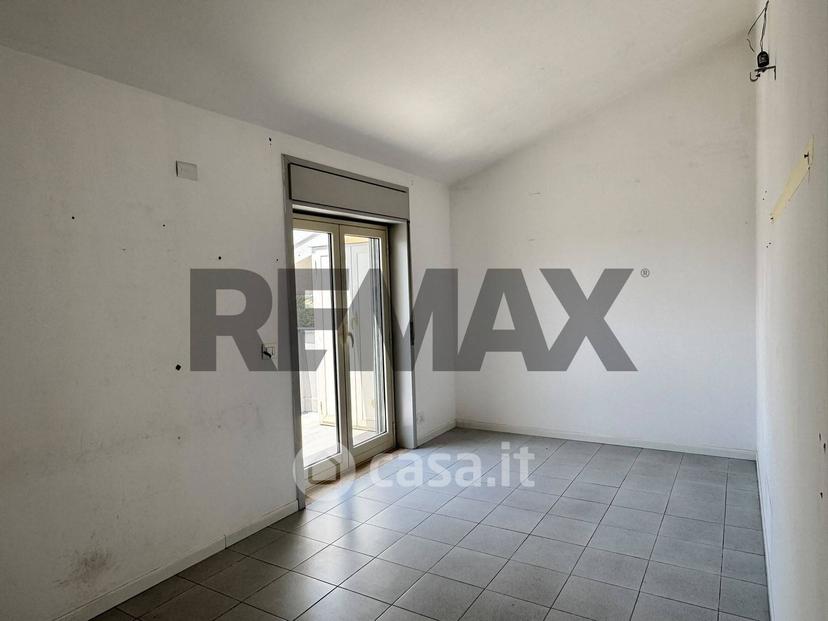 Trilocale in Via Duca degli Abruzzi 46 — foto 22 di 35