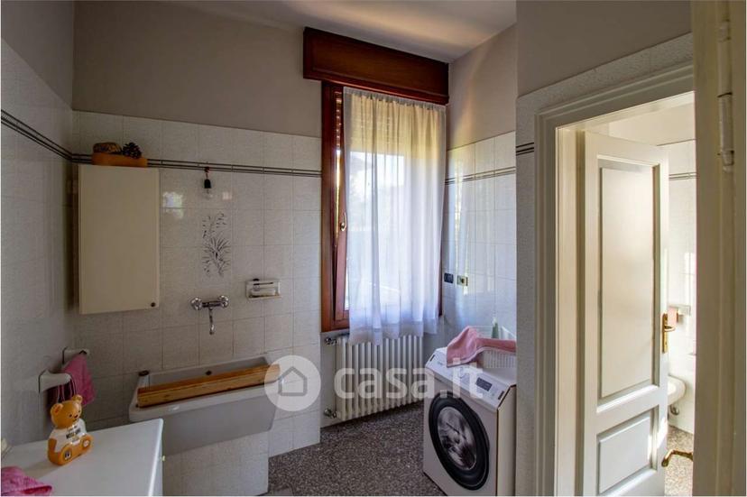 Villa in Via IV Novembre — foto 9 di 60