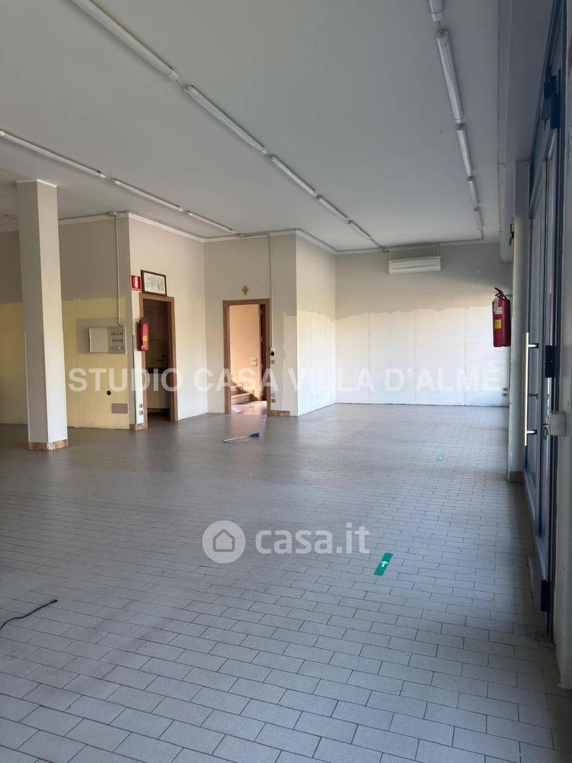 Quadrilocale in Via Madonna dei Campi — foto 21 di 46
