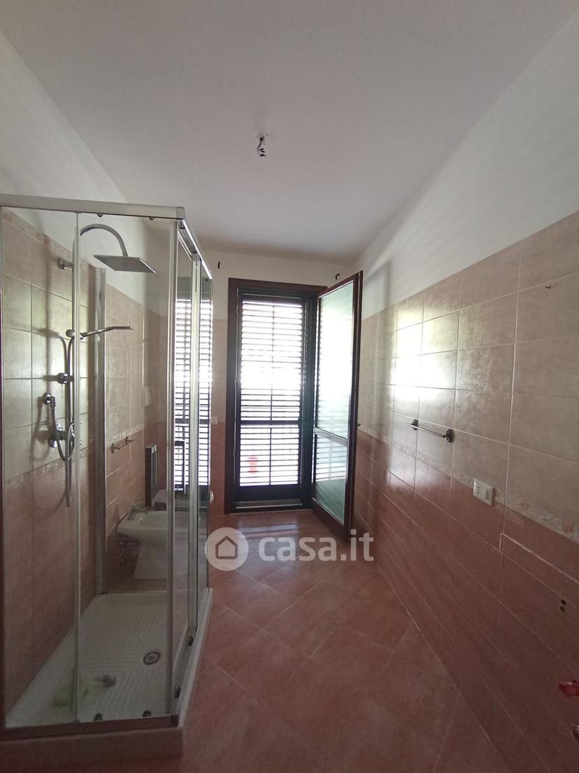 Quadrilocale in Via Roma 11 — foto 2 di 33