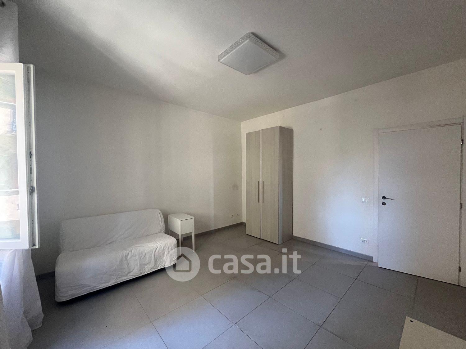 Trilocale in Via Palo Laziale