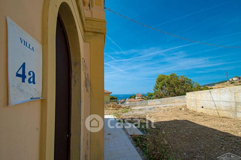 Villa in Corso Marconi 69