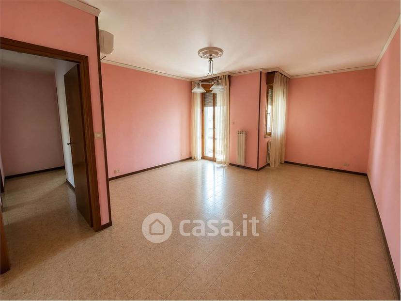 Quadrilocale in Via Firenze — foto 17 di 31