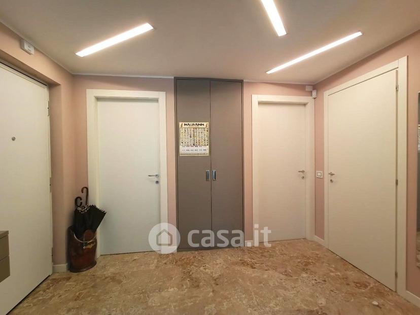 Trilocale in Viale Brenta 3 — foto 15 di 34