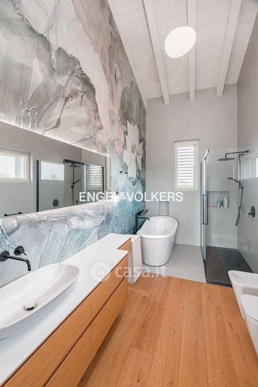 Villa in Via del Borgo 2 — foto 20 di 33