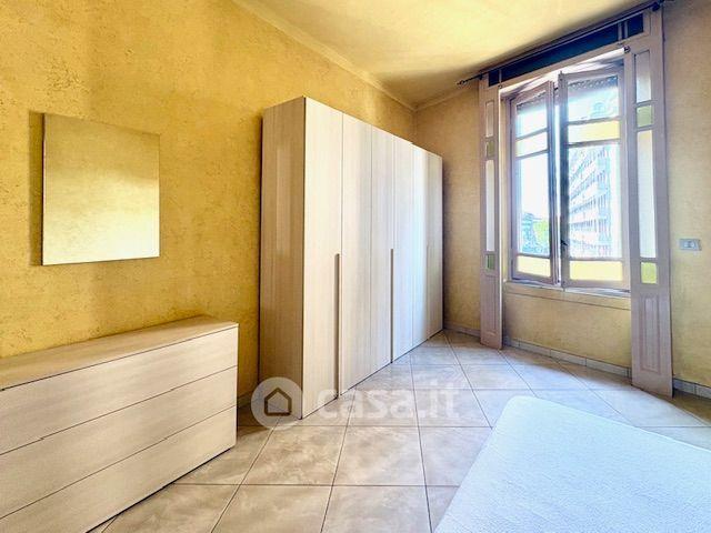 Stanza in Largo San Martino 2 — foto 10 di 35